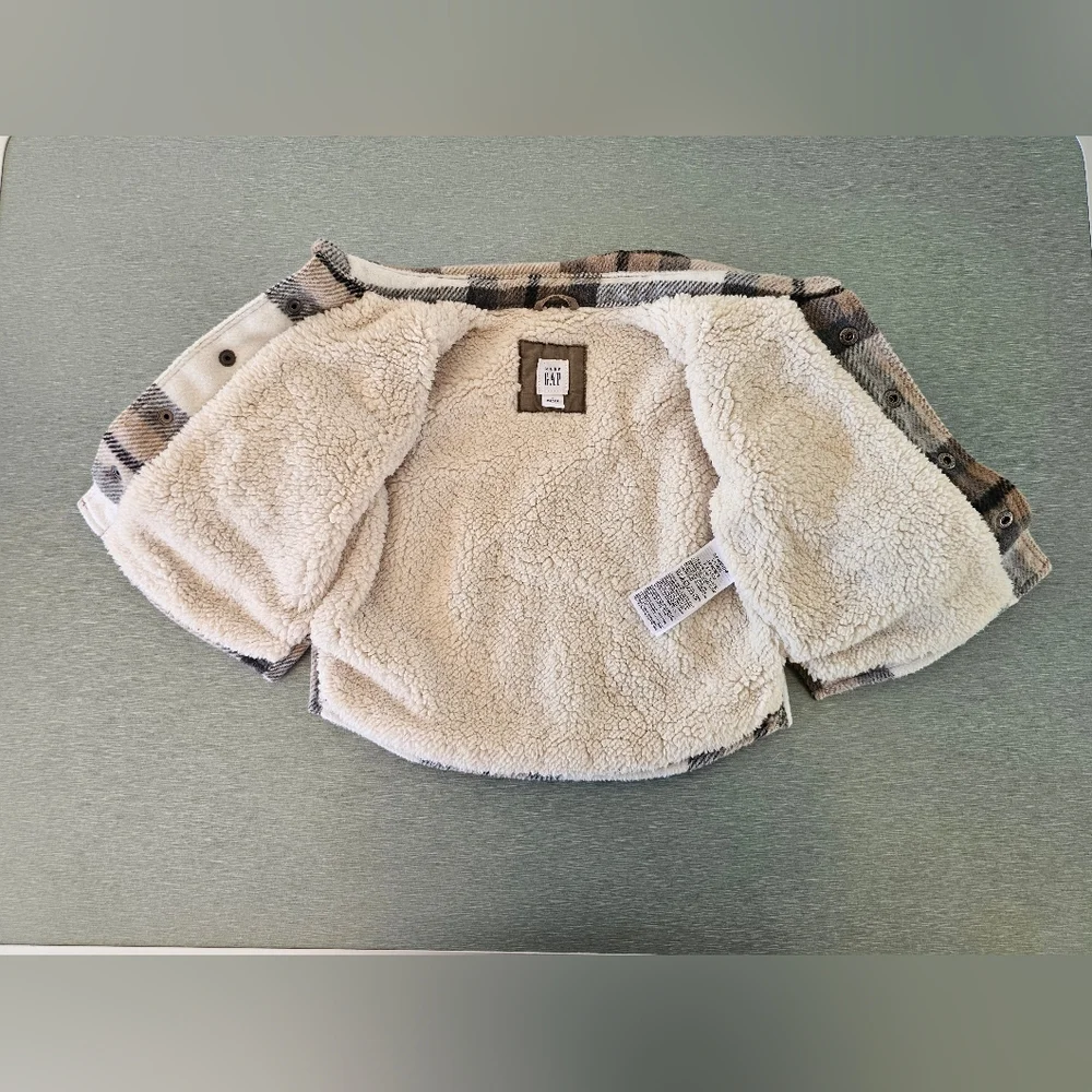 Baby Gap Sherpa Lined Plaid Jacket Shacket Neutral Cozy Winter 0-6 Months